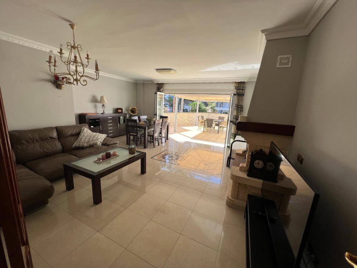 Апартаменты Casa Bajamar Playa Нерха Экстерьер фото